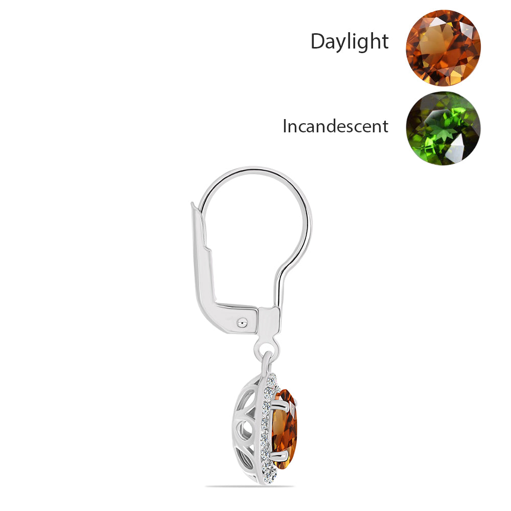 Ezüst Fülbevaló Minősített laboratóriumban előállított Anatóliai Zultanit-tal és Fehér Topázzal