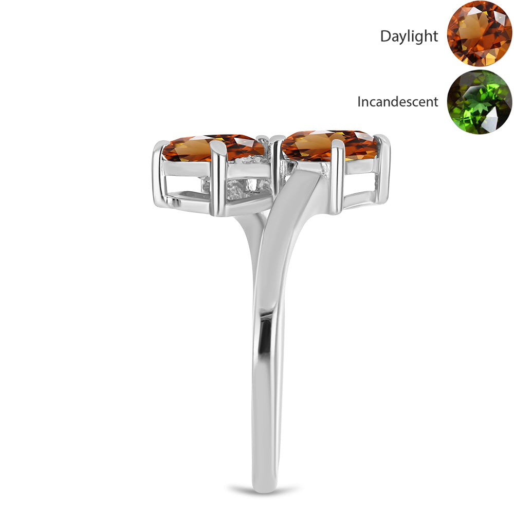 Ezüst Gyűrű Minősített laboratóriumban előállított Anatóliai Zultanit-tal és Fehér Topázzal