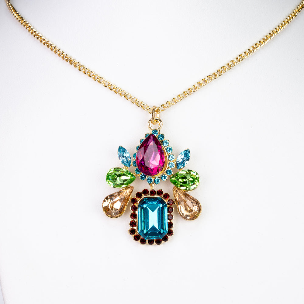 Arany tónusú Emporia Ötvözetű Szett Vörös Emporia® Kristállyal és Kék Emporia® Kristállyal ( Nyaklánc+Fülbevaló+Medál )