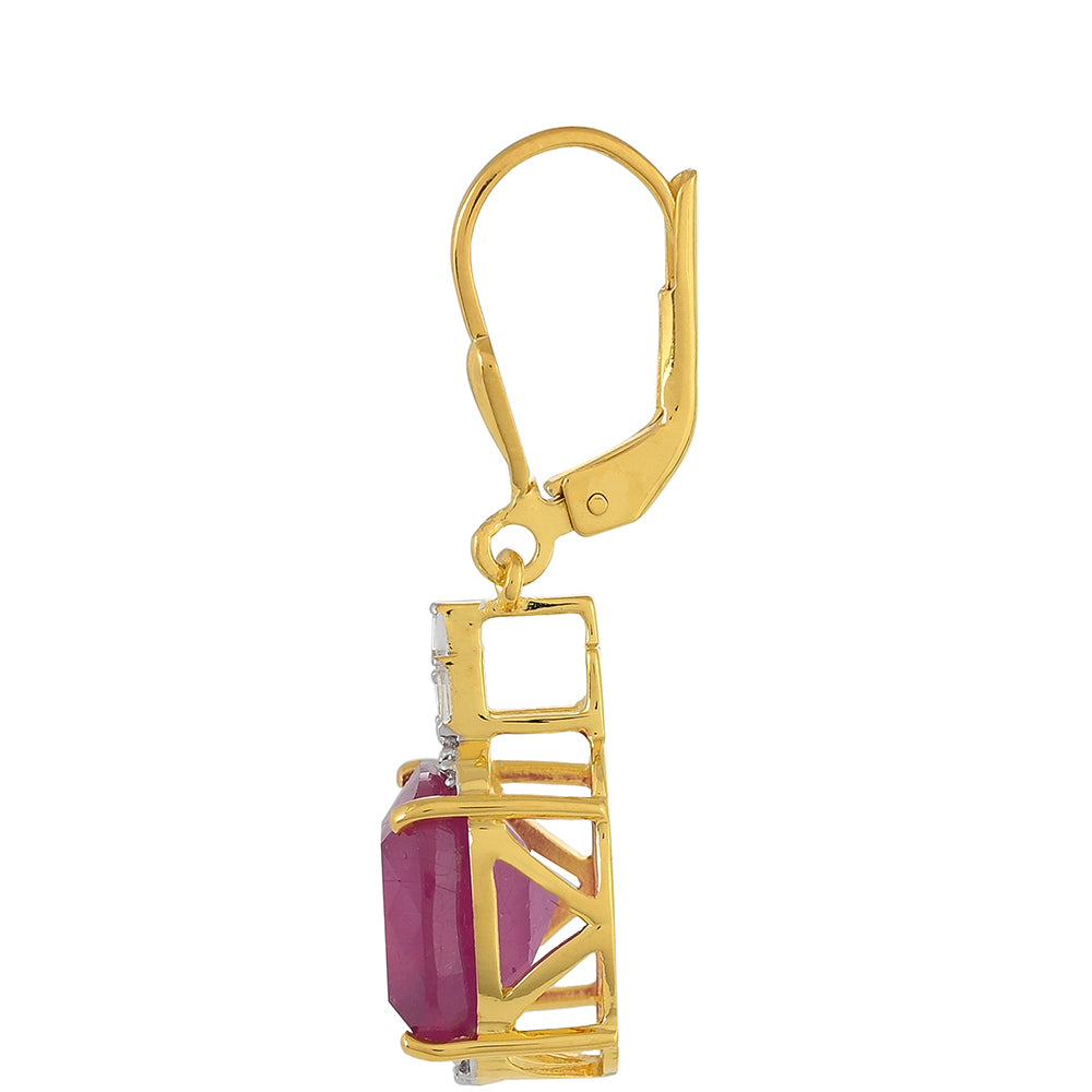 Arannyal Bevont Ezüst Fülbevaló Thai Rubinnal és Fehér Topázzal