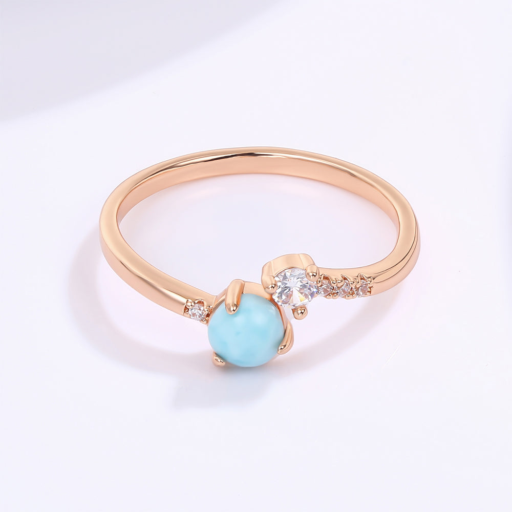 Arany tónusú Emporia Ötvözetű Gyűrű Kék Emporia® Kristállyal és Fehér Emporia® Kristállyal 1 