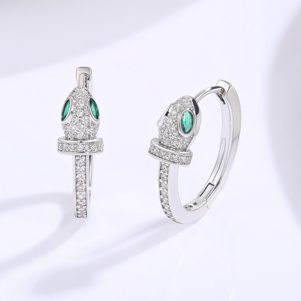 Arany tónusú Emporia Ötvözetű Fülbevaló Zöld Emporia® Kristállyal és Fehér Emporia® Kristállyal 1 