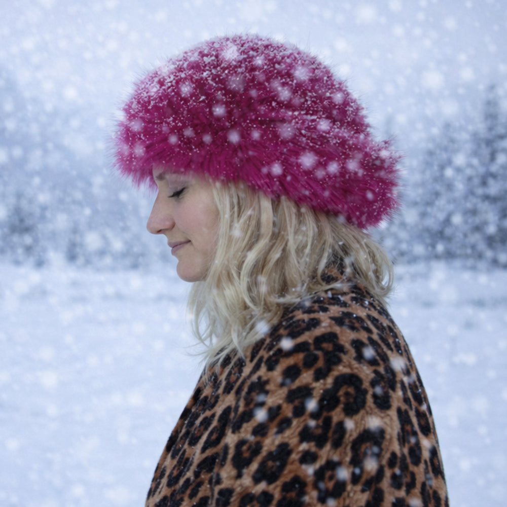Rózsaszín műszőrme téli sapka – egyméretes