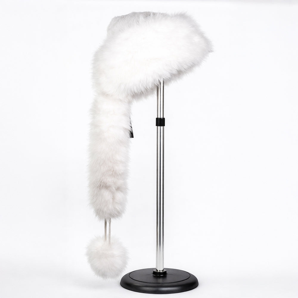 Fehér műszőrme téli sapka sállal – egyméretes