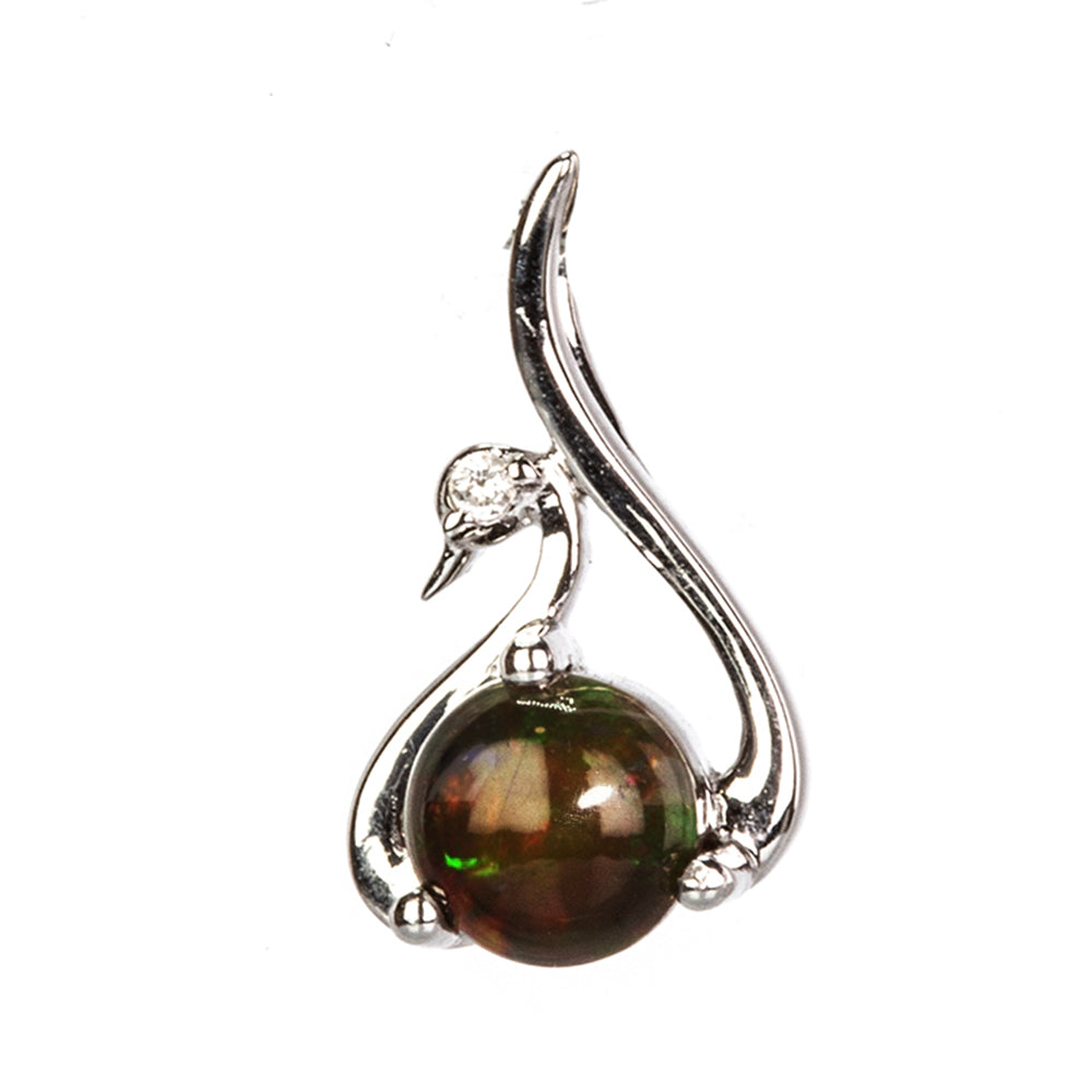 Ezüst Medál Lega Dembi Éjfekete Etiópiai Opállal és Fehér Topázzal