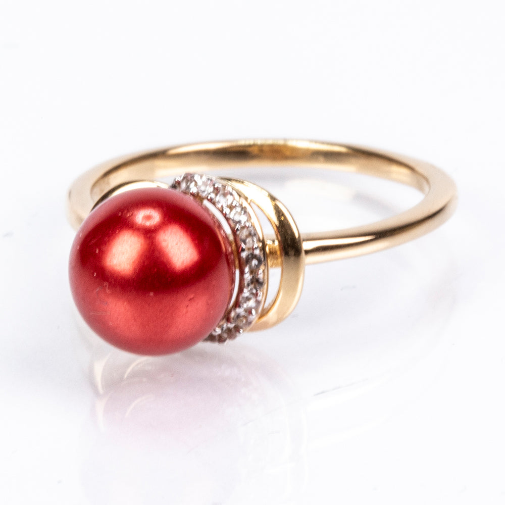 Arannyal Bevont Ezüst Gyűrű Vörös Édesvízi Kagylógyönggyel és Fehér Topázzal 4 