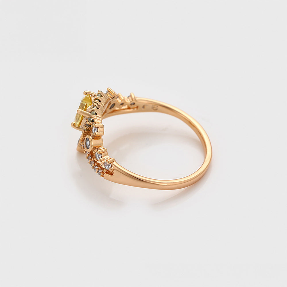 Arany tónusú Emporia Ötvözetű Gyűrű Sárga Emporia® Kristállyal és Fehér Emporia® Kristállyal 5 