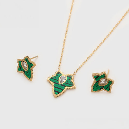 Arany tónusú Emporia Ötvözetű Szett Zöld Emporia® Kristállyal és Fehér Emporia® Kristállyal ( Nyaklánc+Fülbevaló )