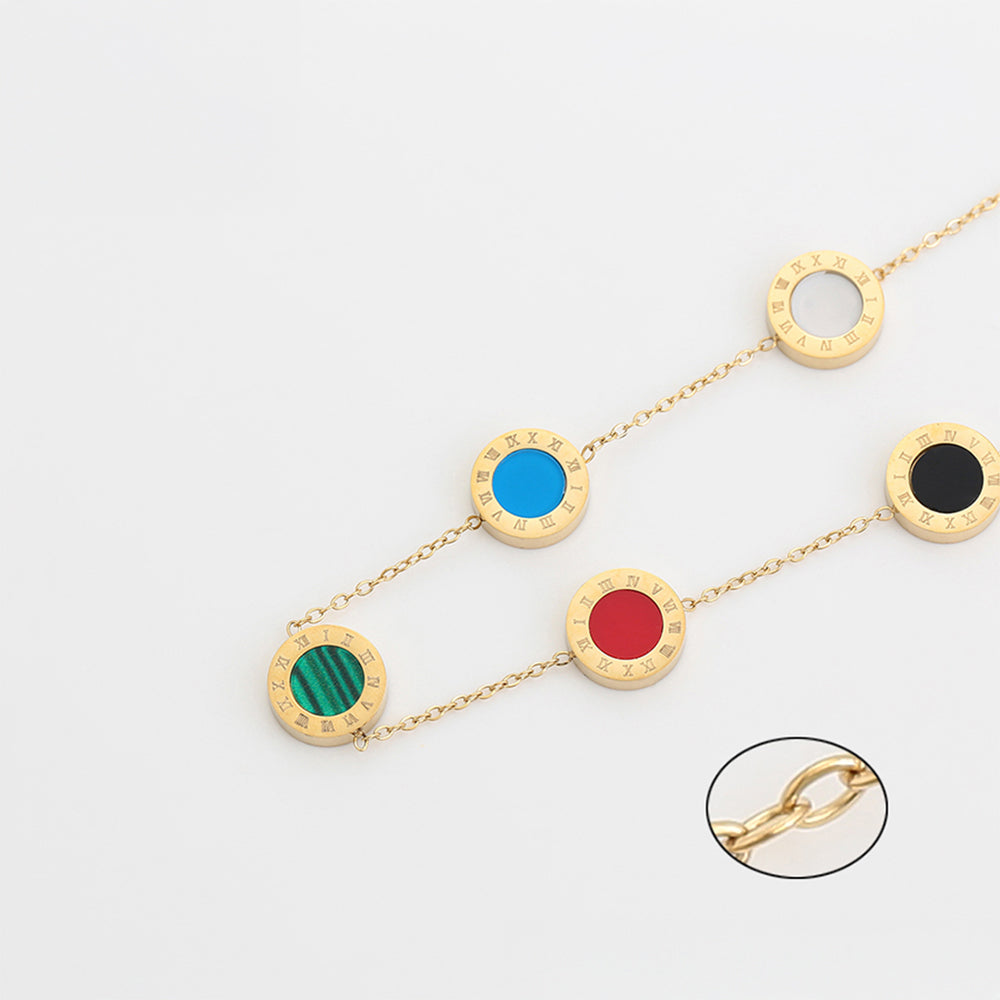 Arany tónusú Emporia Ötvözetű Nyaklánc Vörös Emporia® Kristállyal és Kék Emporia® Kristállyal