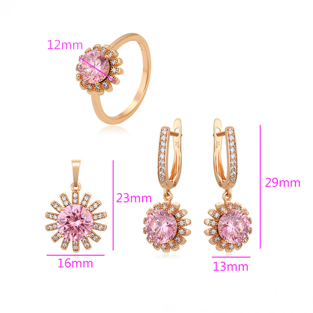 Arany tónusú Emporia Ötvözetű Szett Rózsaszínű Emporia® Kristállyal és Fehér Emporia® Kristállyal ( Fülbevaló+Gyűrű+Medál )
