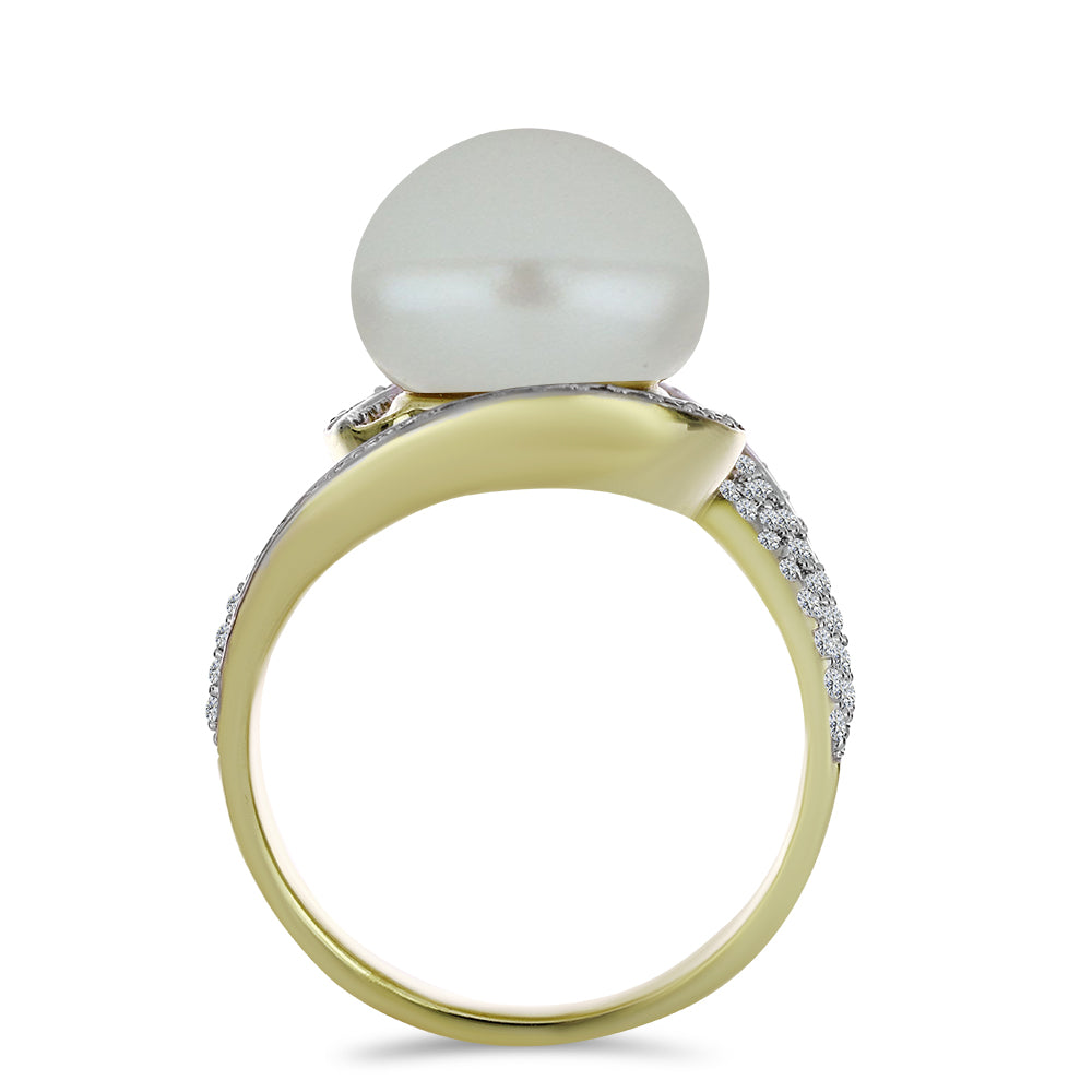Arannyal Bevont Ezüst Gyűrű Fehér Édesvízi Kagylógyönggyel és Fehér Topázzal