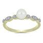 Arannyal Bevont Ezüst Gyűrű Fehér Édesvízi Kagylógyönggyel és Fehér Topázzal