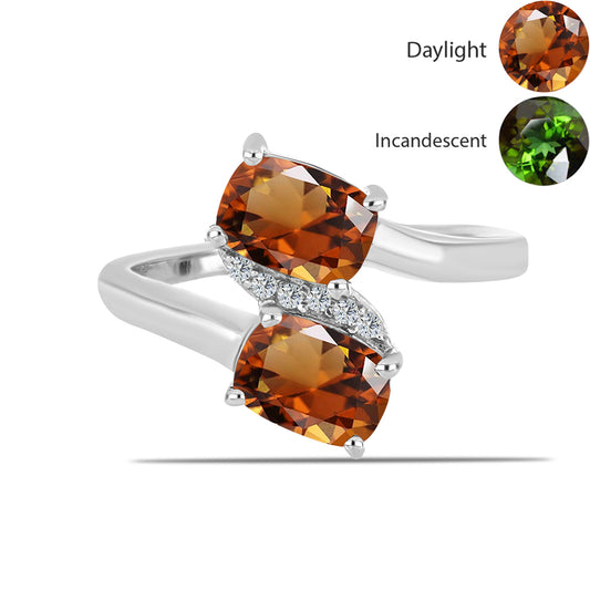 Ezüst Gyűrű Minősített laboratóriumban előállított Anatóliai Zultanit-tal és Fehér Topázzal