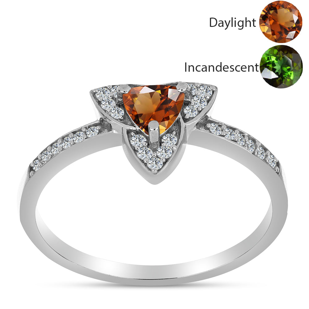 Ezüst Gyűrű Minősített laboratóriumban előállított Anatóliai Zultanit-tal és Fehér Topázzal