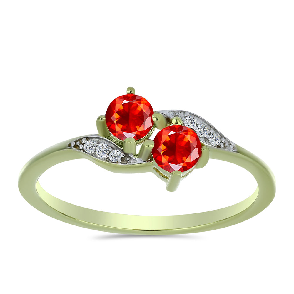 Arannyal Bevont Ezüst Gyűrű Etiópiai Vörös Opállal és Fehér Topázzal