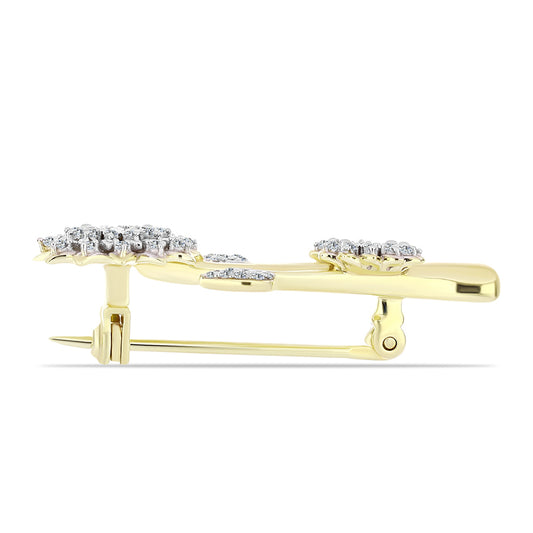 Arannyal Bevont Ezüst Bross Fehér Gyémánttal és Fehér Topázzal